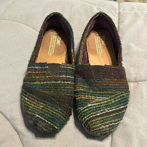 Tom’s flats multi color